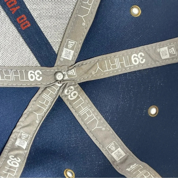 New England Patriots Men's New Era 39Thirty Flex Fit Hat - Picture 9 of 11